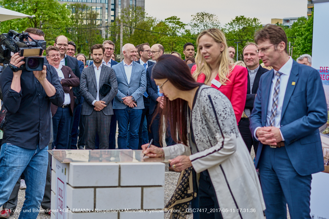11. Mai 2017 - Grundsteinlegung für die LOGE und dem Kulturquadrat in Neuperlach